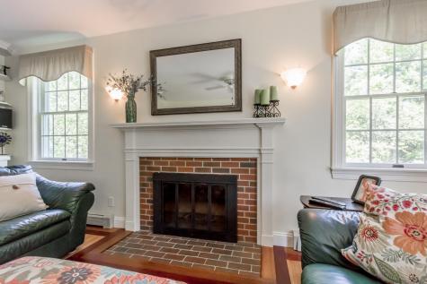 82 Autumn Lane Yarmouth ME 04096