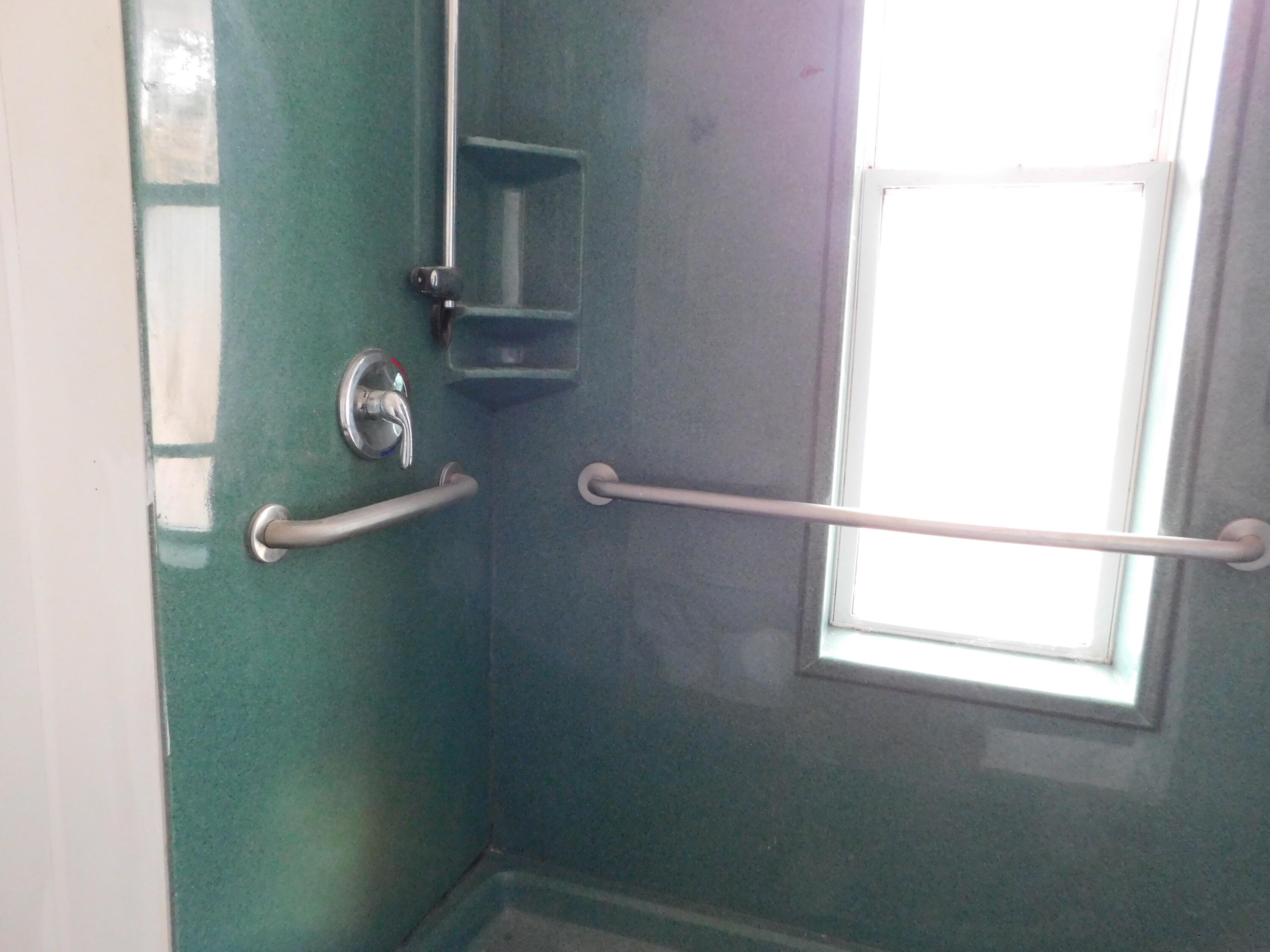 15 Western Promenade Auburn ME 04210