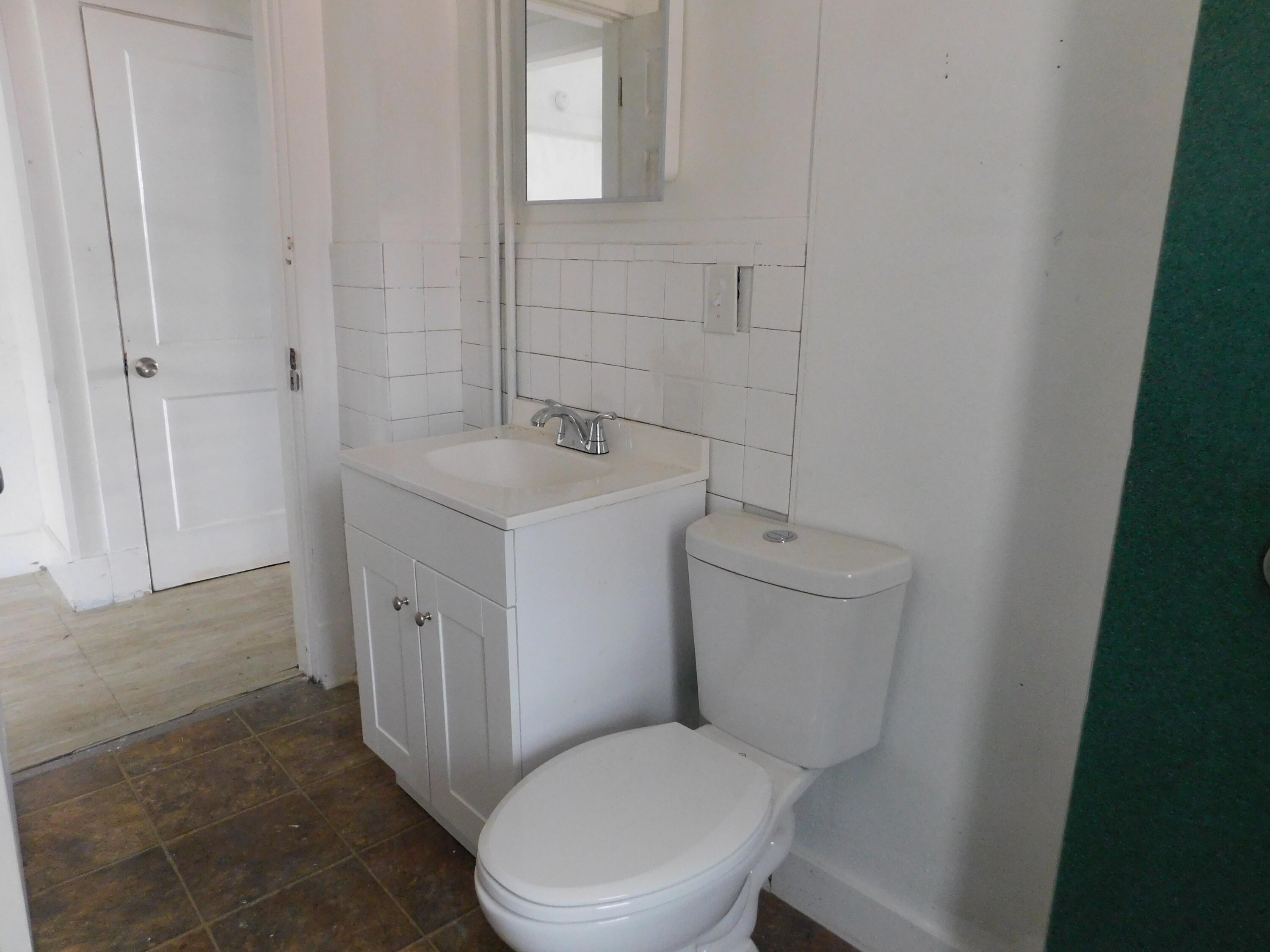 15 Western Promenade Auburn ME 04210