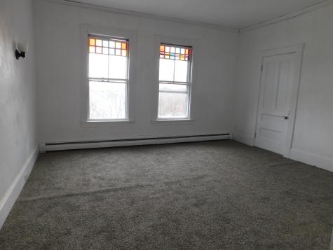 15 Western Promenade Auburn ME 04210