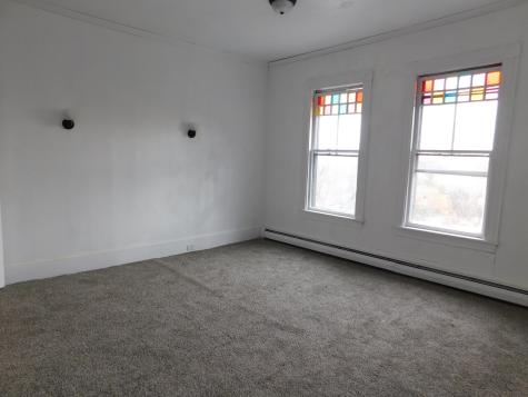 15 Western Promenade Auburn ME 04210