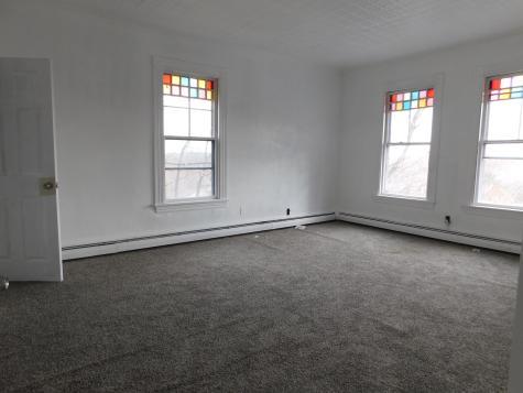 15 Western Promenade Auburn ME 04210