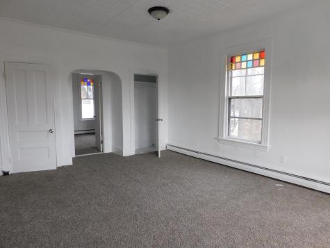 15 Western Promenade Auburn ME 04210