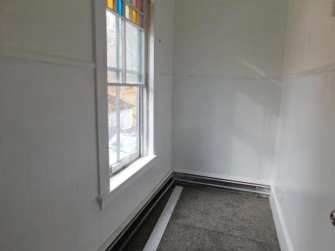 15 Western Promenade Auburn ME 04210