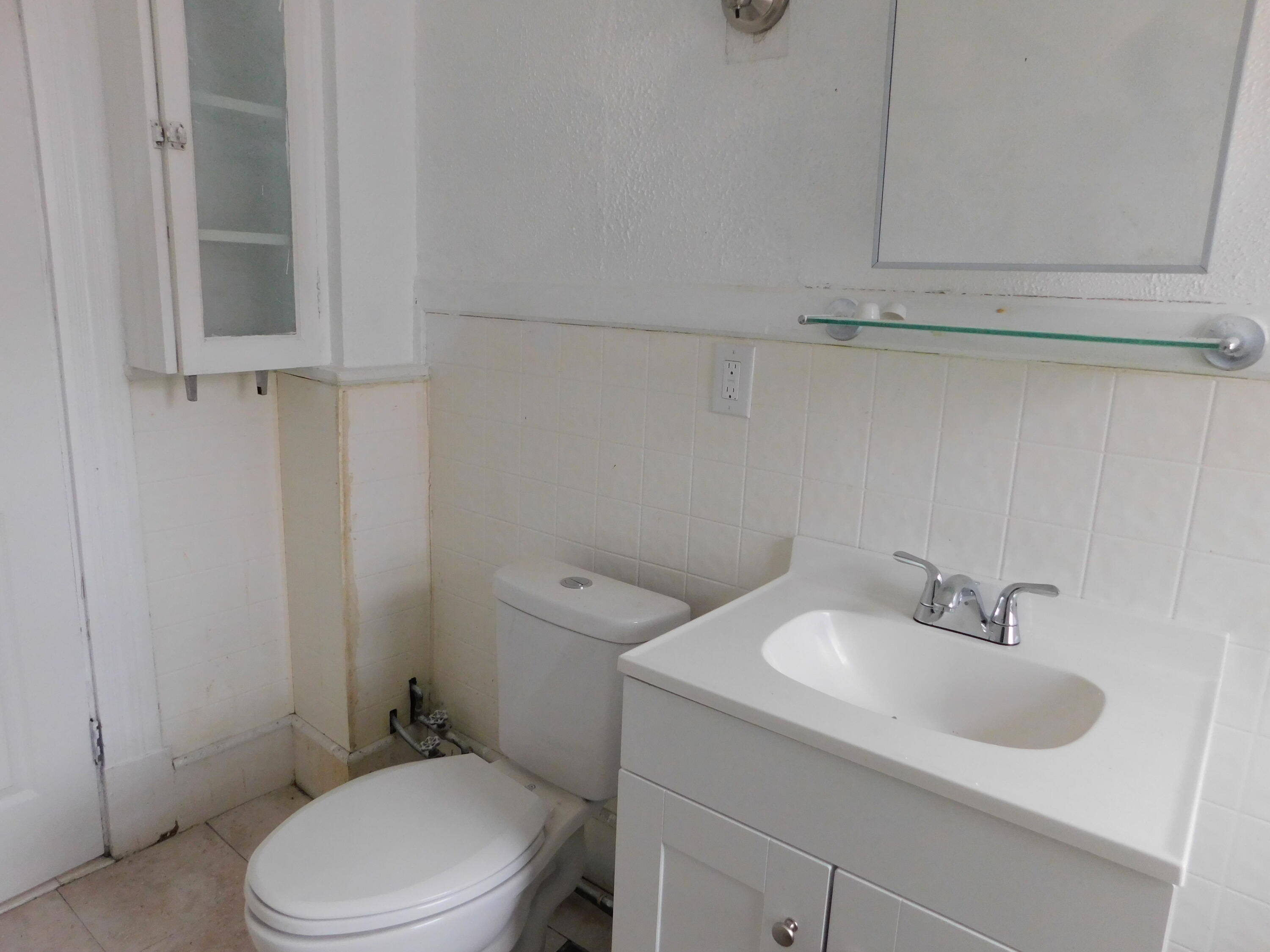 15 Western Promenade Auburn ME 04210