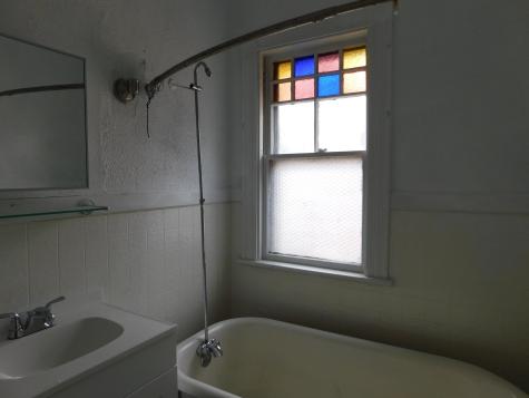 15 Western Promenade Auburn ME 04210