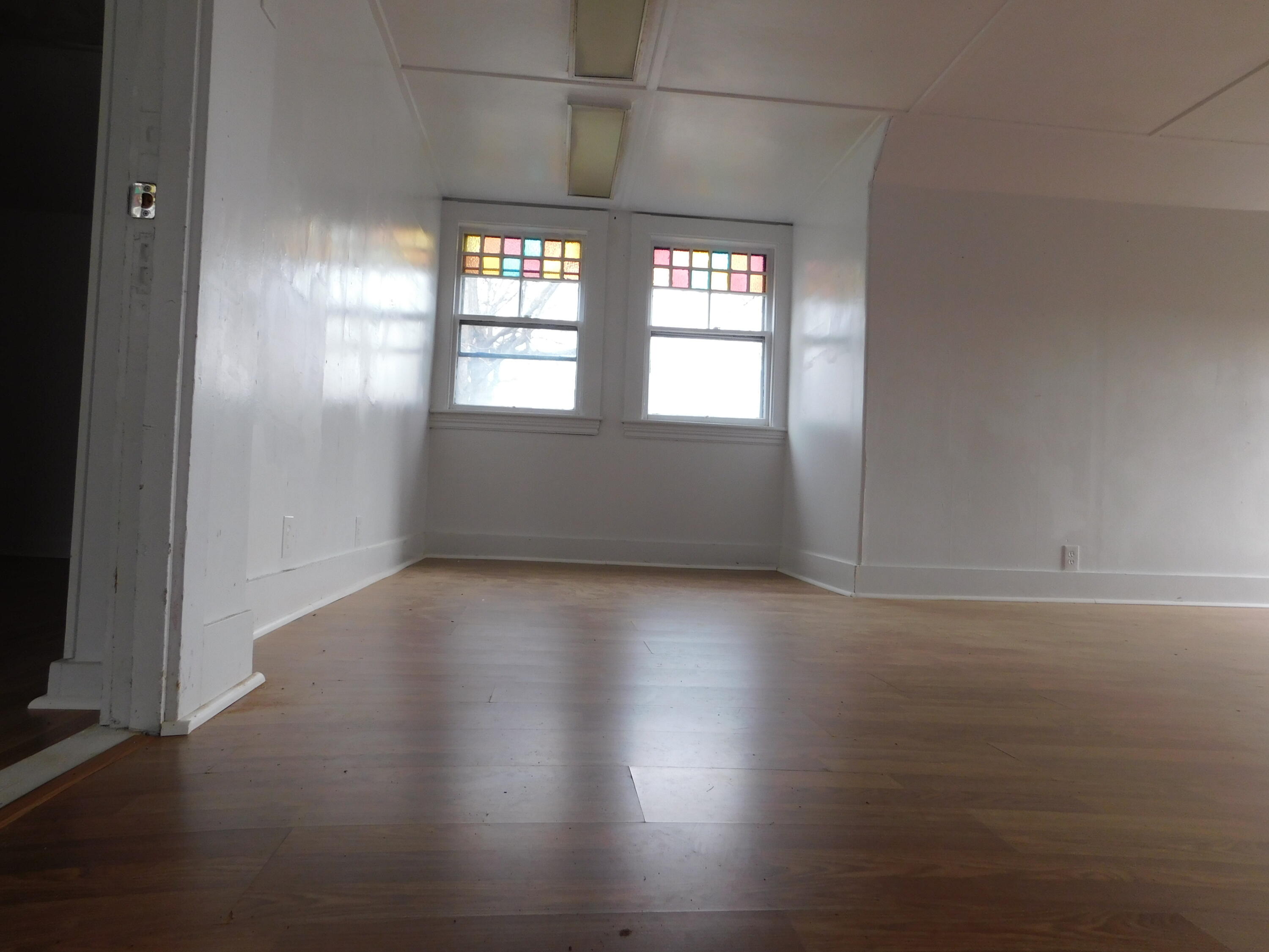 15 Western Promenade Auburn ME 04210