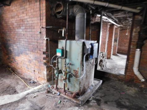 15 Western Promenade Auburn ME 04210