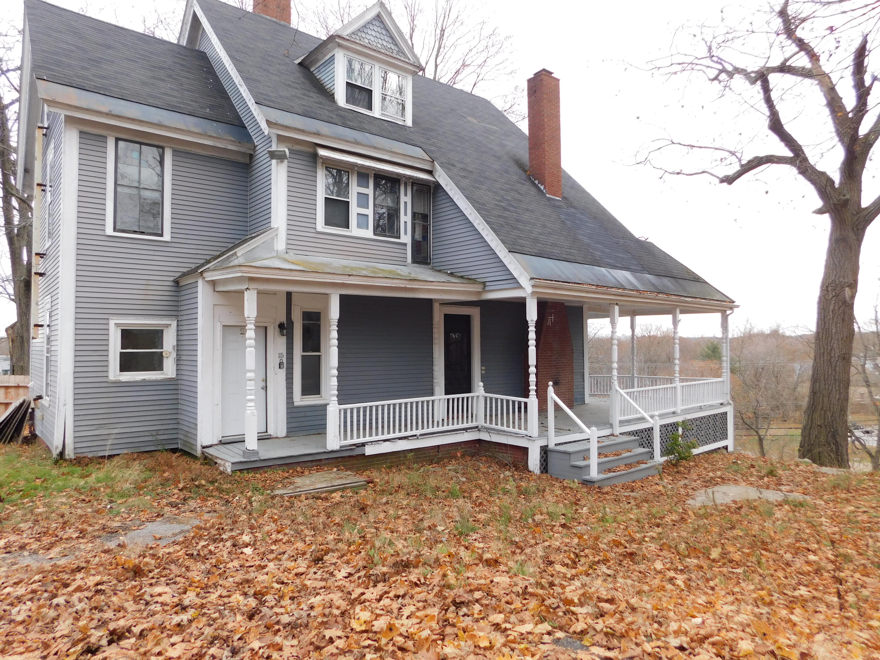 15 Western Promenade Auburn ME 04210