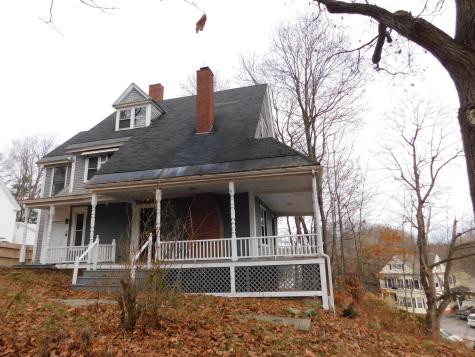 15 Western Promenade Auburn ME 04210