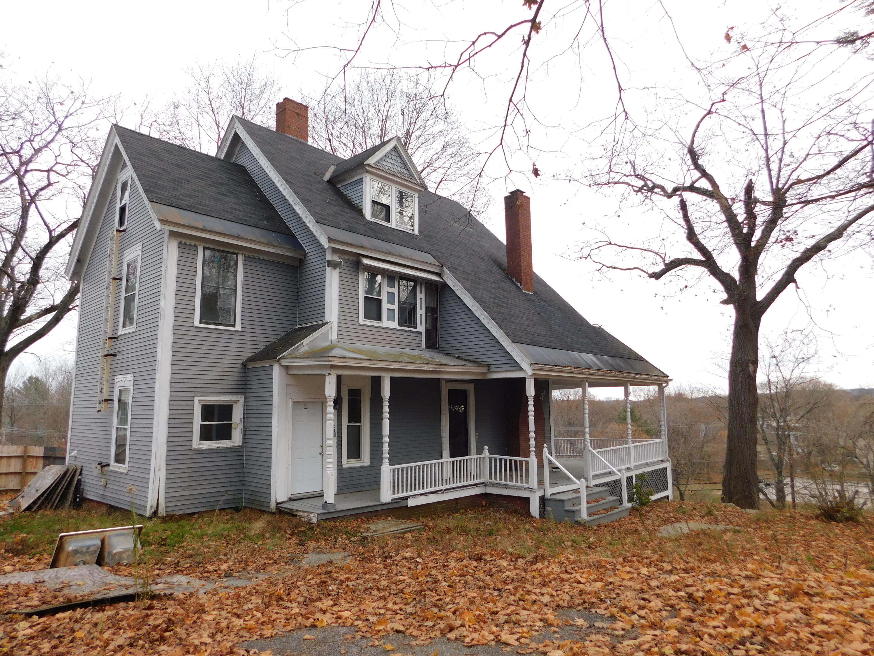 15 Western Promenade Auburn ME 04210