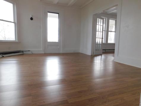 15 Western Promenade Auburn ME 04210