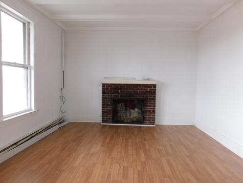 15 Western Promenade Auburn ME 04210