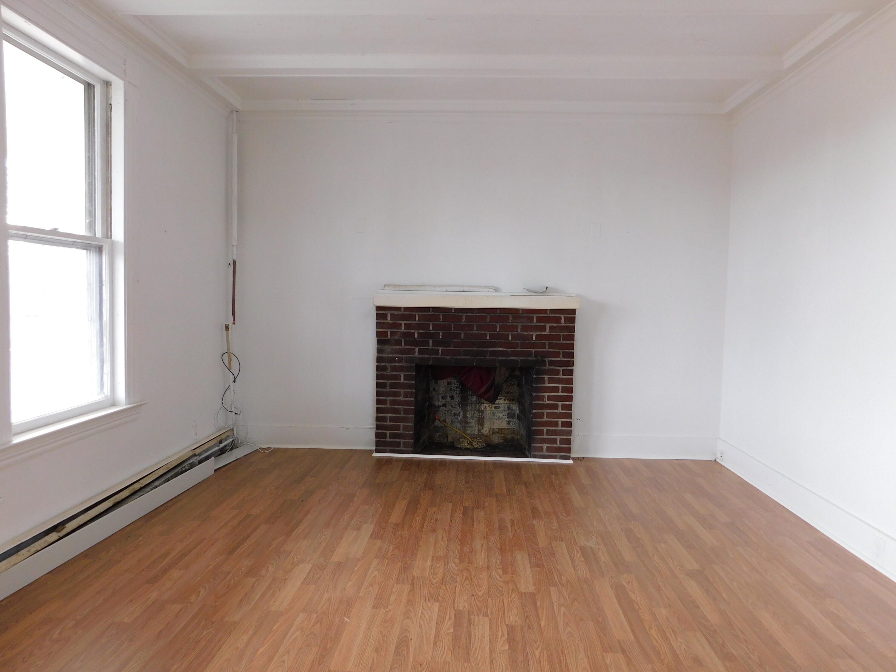 15 Western Promenade Auburn ME 04210