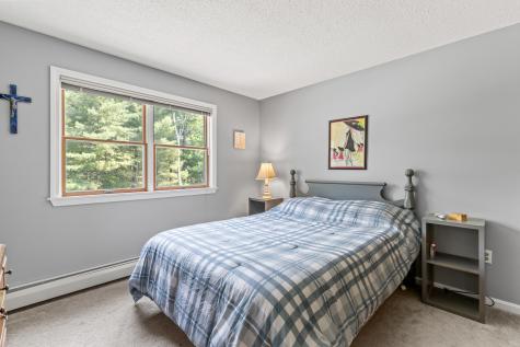 23 E Eleanor Avenue Standish ME 04084