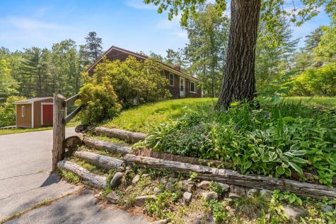 23 E Eleanor Avenue Standish ME 04084