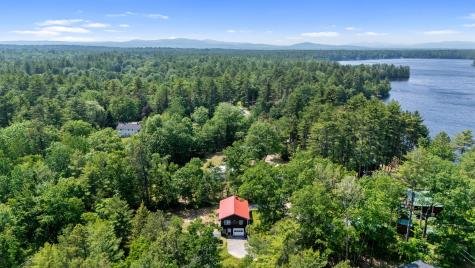 23 E Eleanor Avenue Standish ME 04084