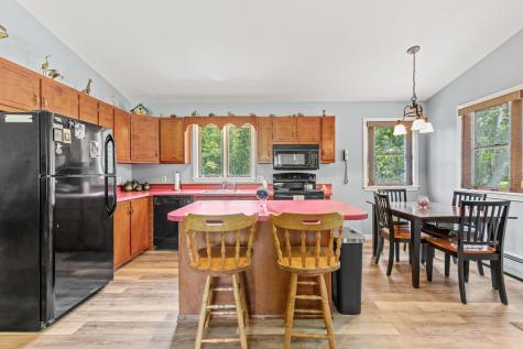 23 E Eleanor Avenue Standish ME 04084