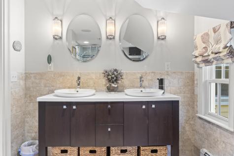 3 Sentry Hill Road York ME 03909