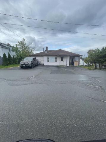 432 St Thomas And 129 5th Avenue Street Madawaska ME 04756