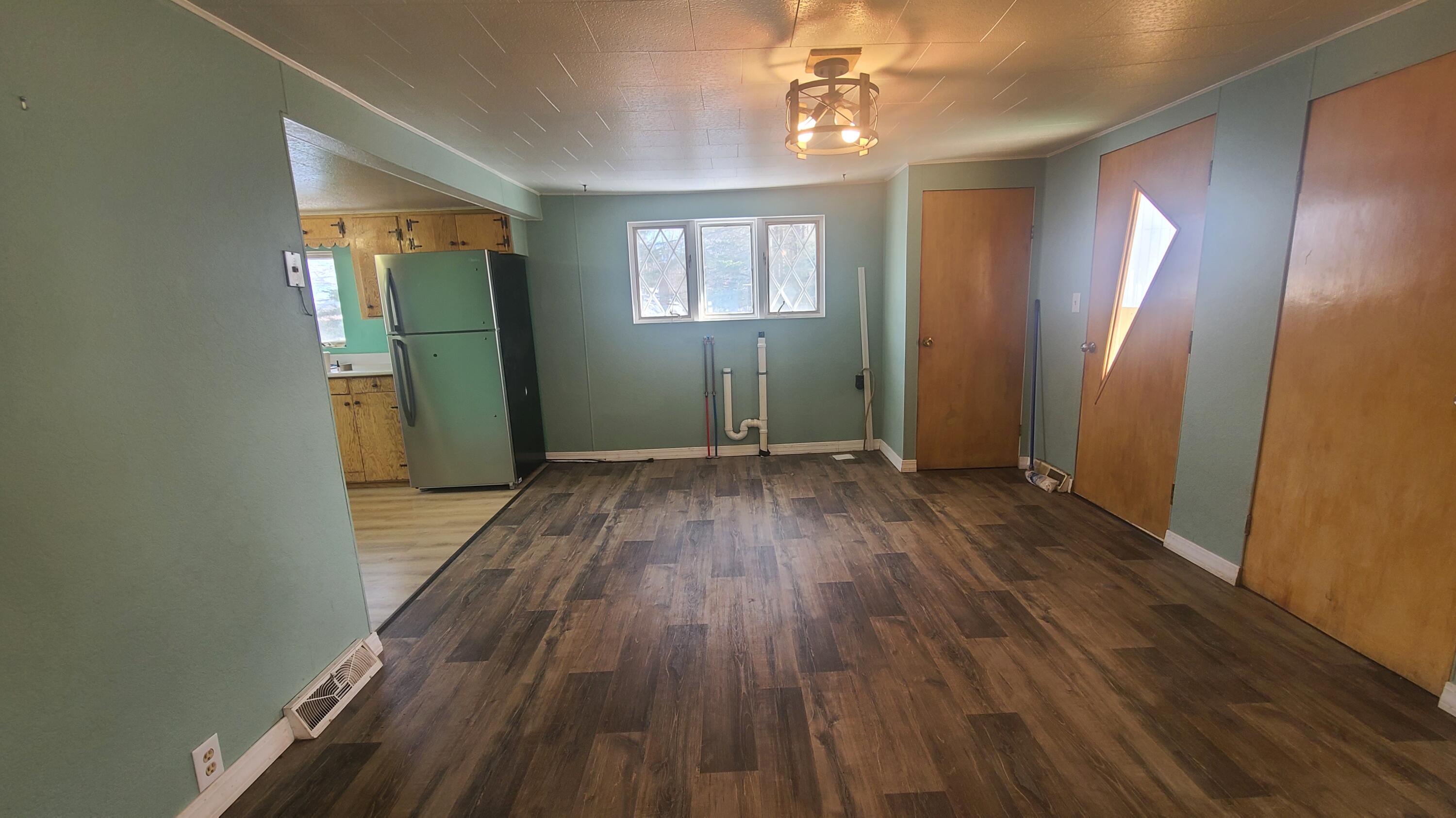 432 St Thomas And 129 5th Avenue Street Madawaska ME 04756