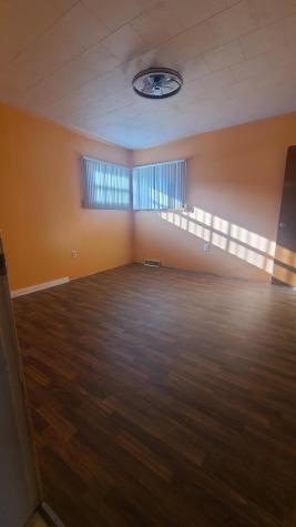 432 St Thomas And 129 5th Avenue Street Madawaska ME 04756