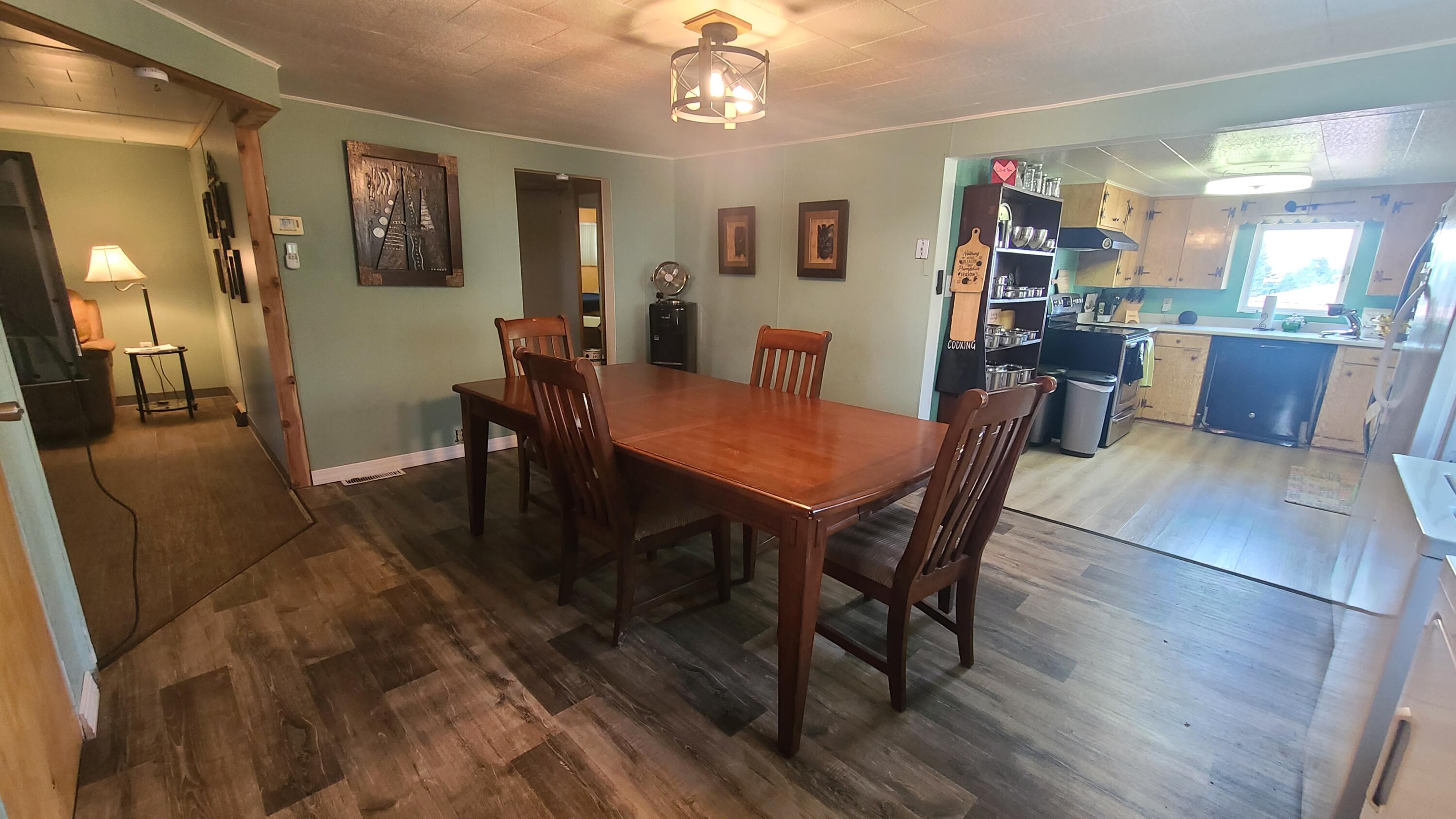432 St Thomas And 129 5th Avenue Street Madawaska ME 04756
