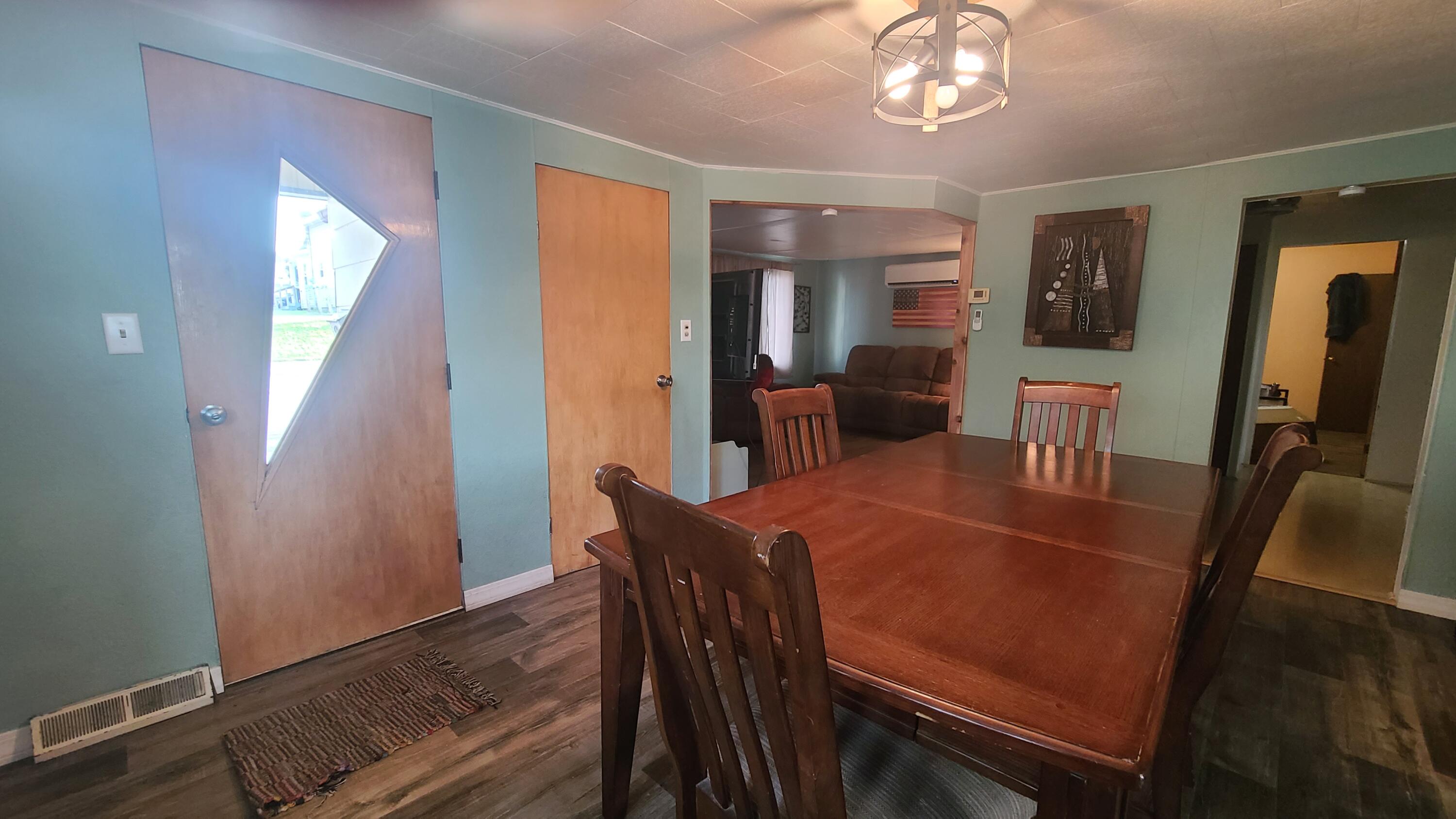 432 St Thomas And 129 5th Avenue Street Madawaska ME 04756