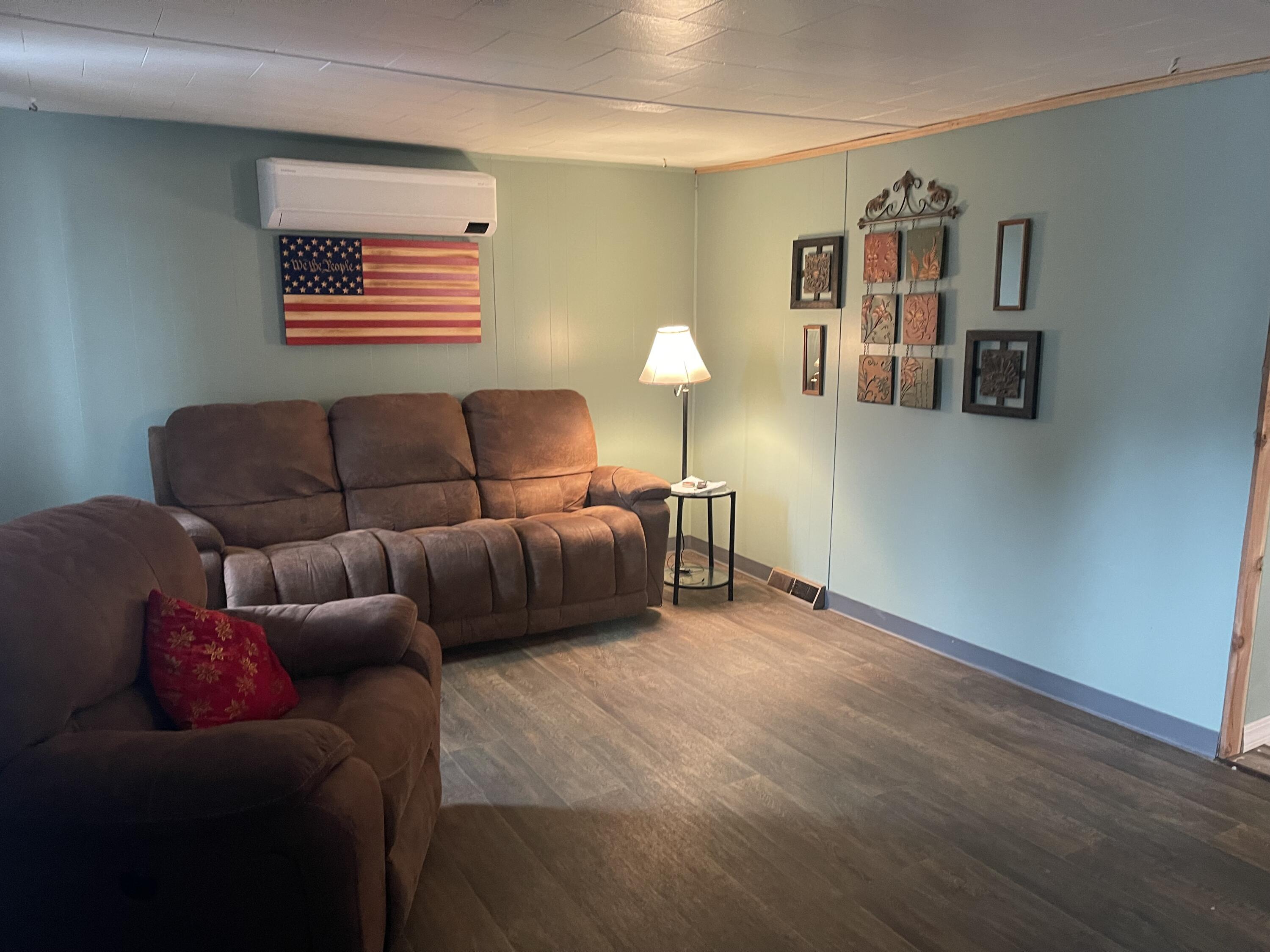 432 St Thomas And 129 5th Avenue Street Madawaska ME 04756