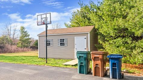 11 Michelle Way Saco ME 04072