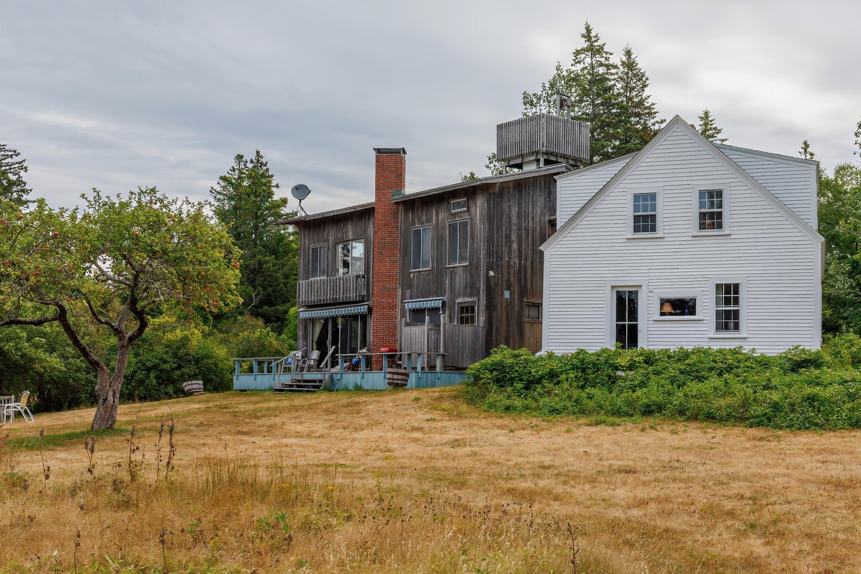 163 Back Road Brooklin ME 04616