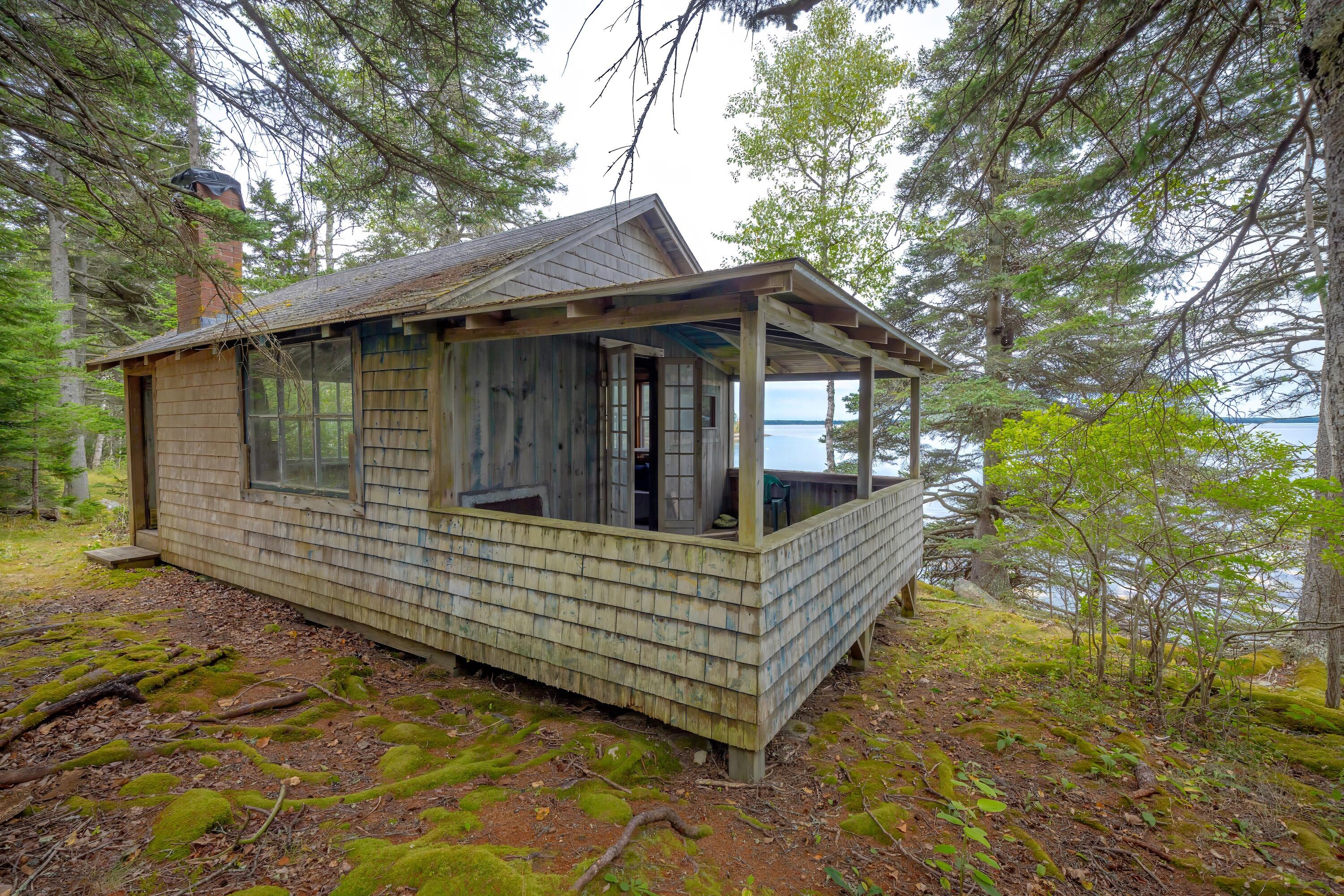 163 Back Road Brooklin ME 04616