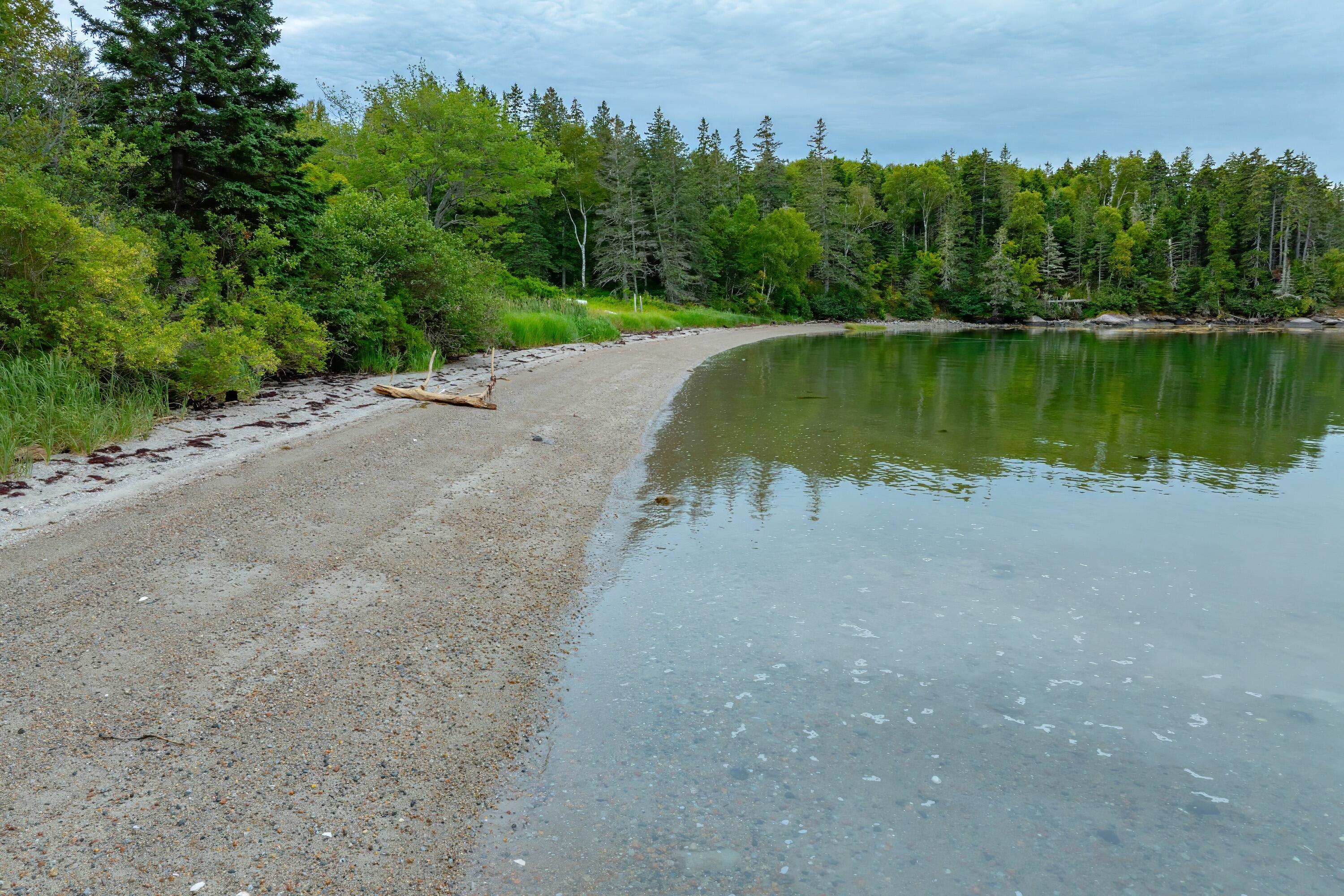 163 Back Road Brooklin ME 04616