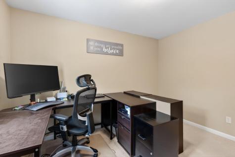 16 Captain's Way Buxton ME 04093