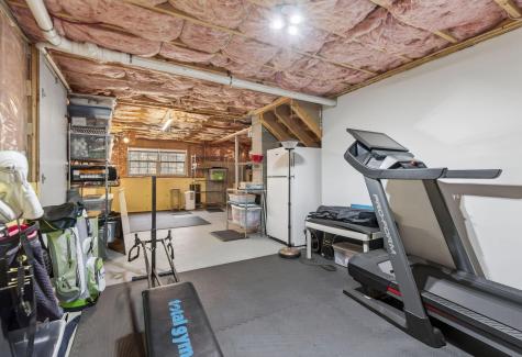 16 Captain's Way Buxton ME 04093