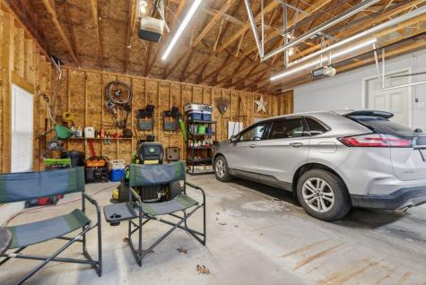 16 Captain's Way Buxton ME 04093