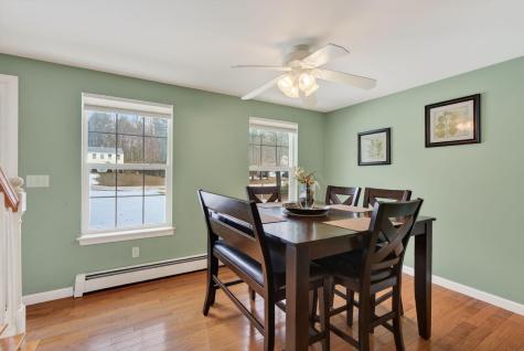 16 Captain's Way Buxton ME 04093