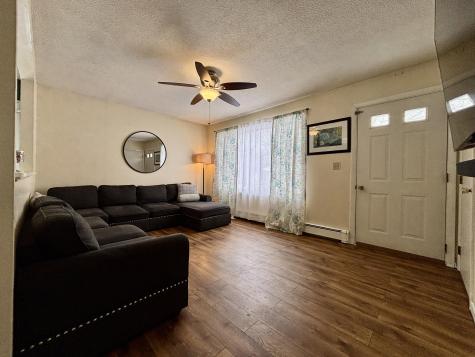 15 Roslin Avenue Lewiston ME 04240