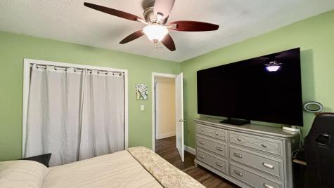 15 Roslin Avenue Lewiston ME 04240