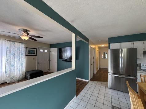 15 Roslin Avenue Lewiston ME 04240