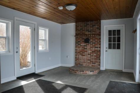 638 Riverside Drive Augusta ME 04330