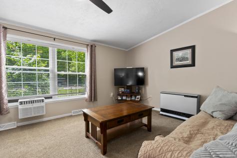 12 Billfred Way Poland ME 04274