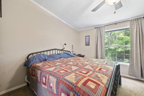 12 Billfred Way Poland ME 04274