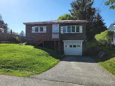 15 Hewey Street Bangor ME 04401