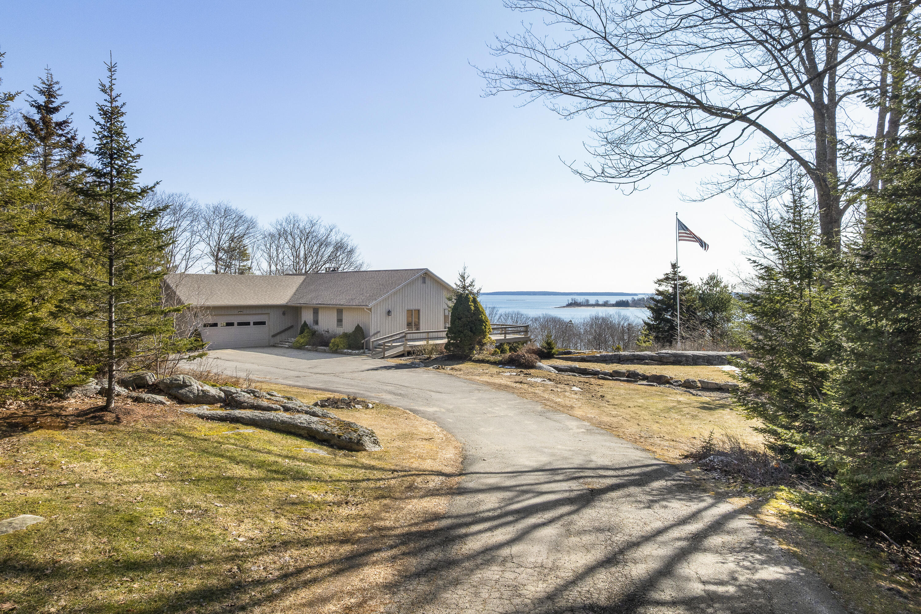 153 Back Shore Road Bristol ME 04564