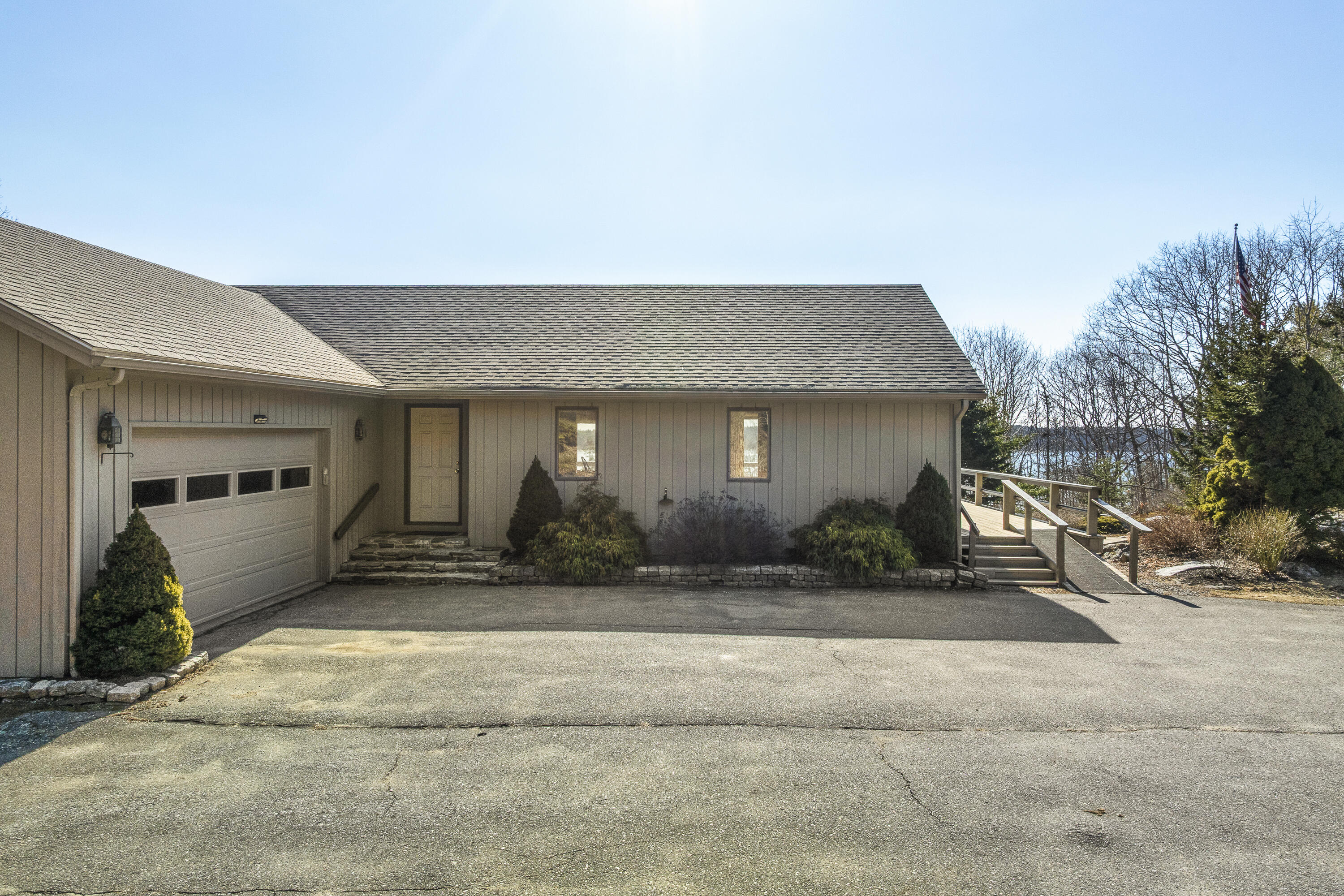 153 Back Shore Road Bristol ME 04564