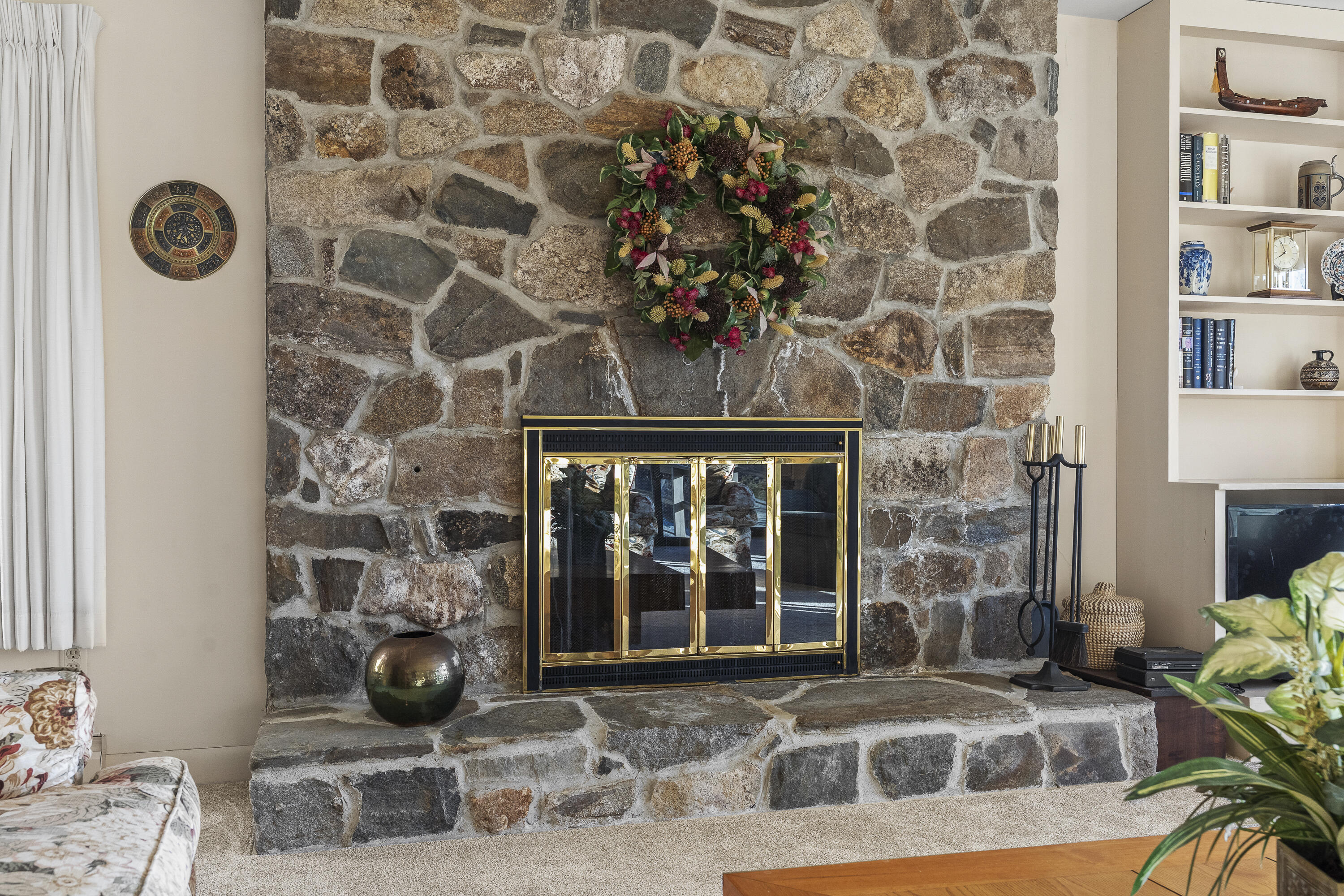 153 Back Shore Road Bristol ME 04564