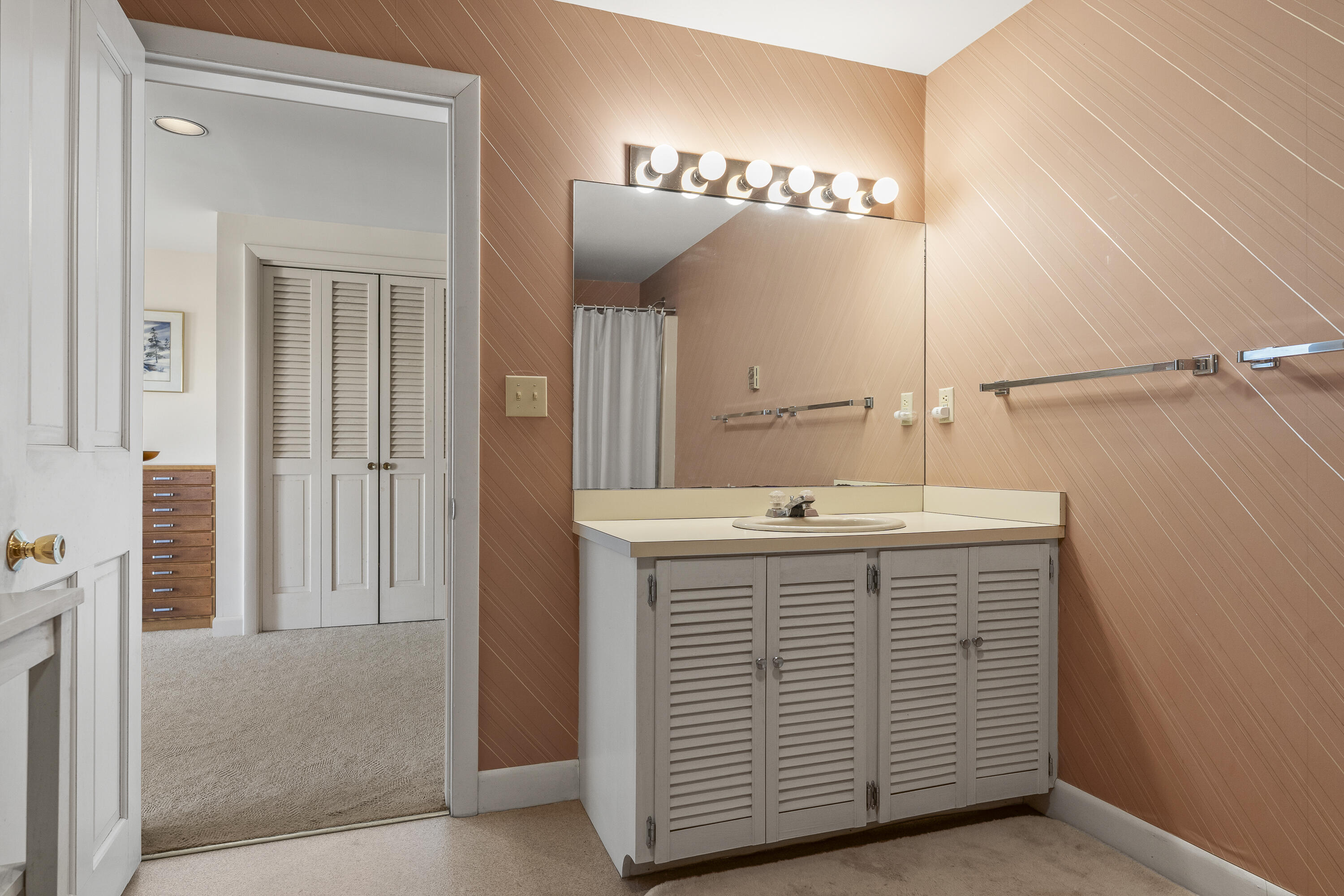 153 Back Shore Road Bristol ME 04564