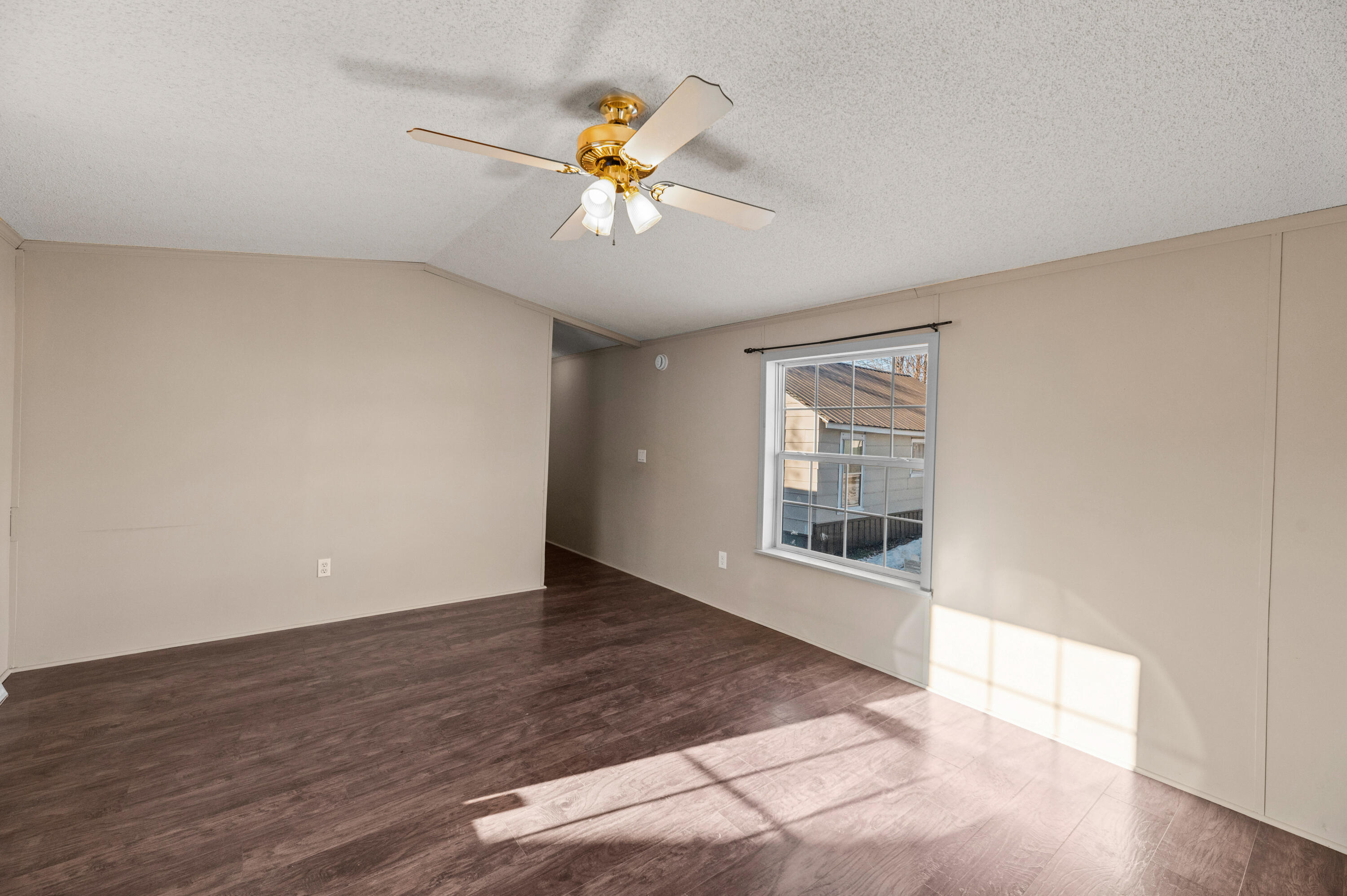 58 Fleming Street Lincoln ME 04457