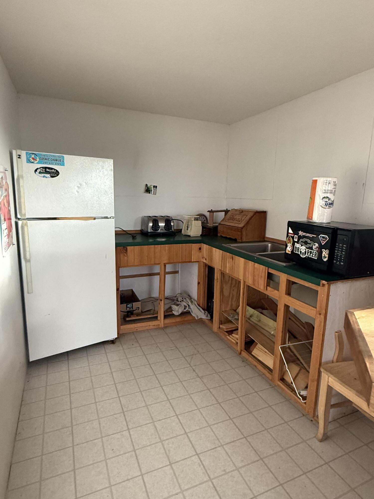 24 Old Harbor Road Vinalhaven ME 04863